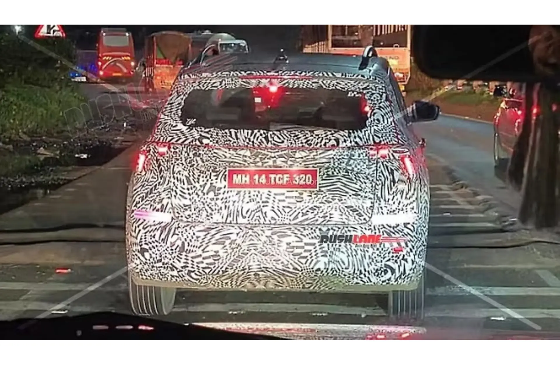 2026 Skoda Kushaq facelift SUV spied with connected LED tail lights, new DRLs, and updated turn indicators in India.